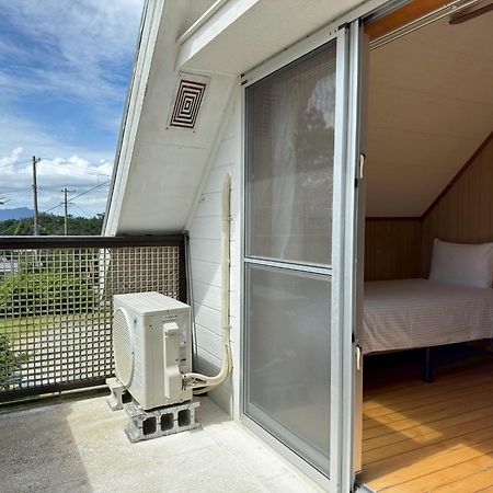 Cottage Blue Onna Luaran gambar