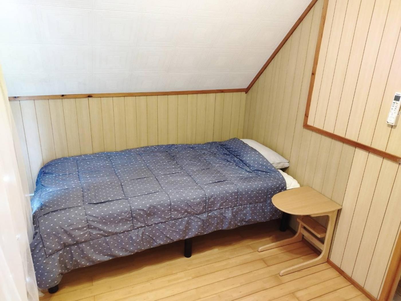 Cottage Blue Onna Luaran gambar