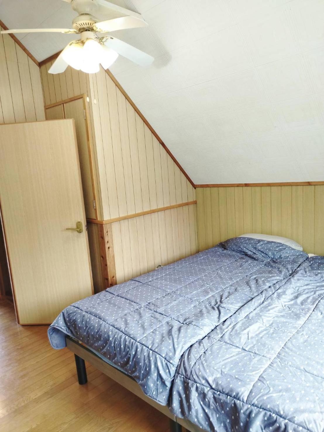 Cottage Blue Onna Luaran gambar