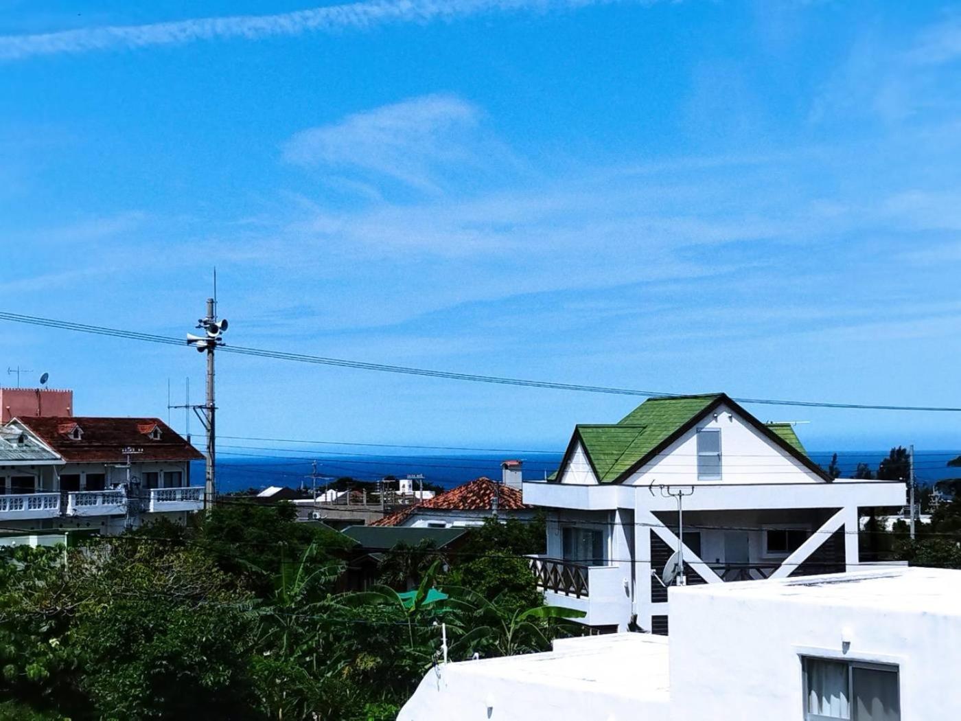 Cottage Blue Onna Luaran gambar