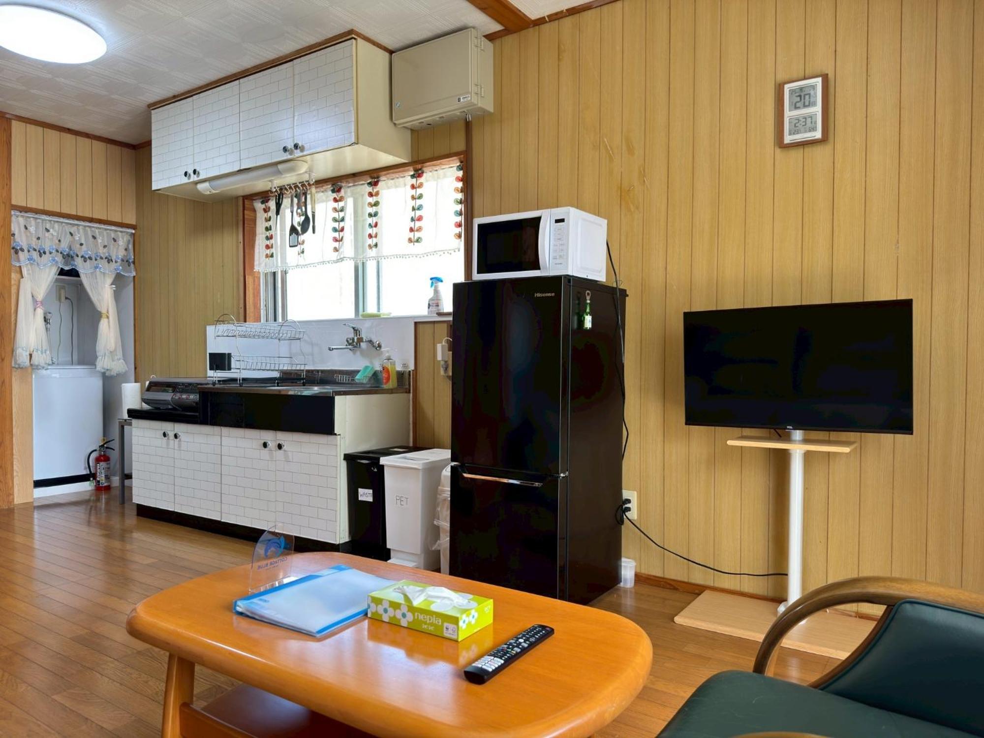 Cottage Blue Onna Luaran gambar